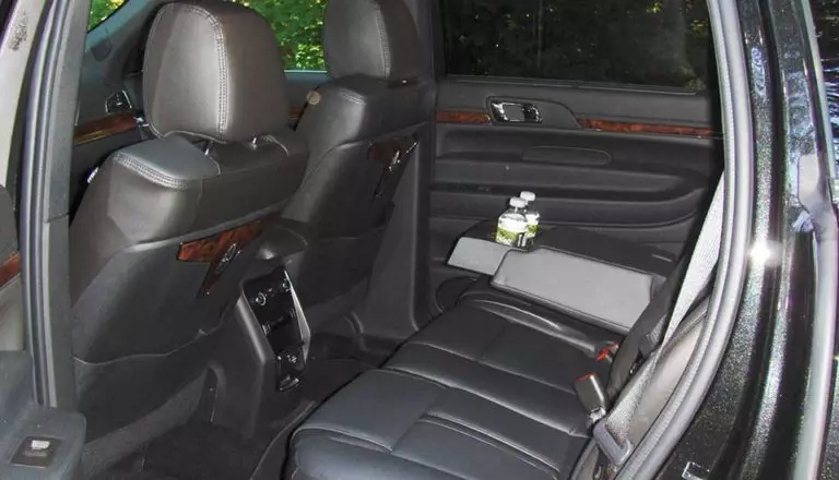 LincolnMKT_Luxury_Sedan_Interior